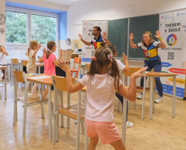 Bedmintonová rozcvička so zošitom