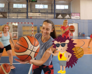 Rýchla rozcvička s basketbalovou loptou