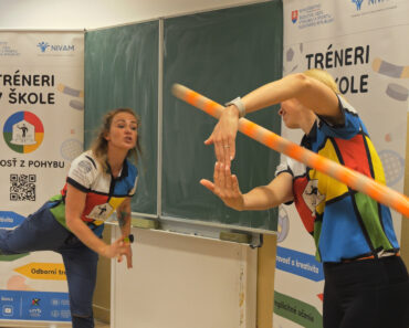 Triedna rozcvička s oštepom